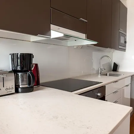 Apartament 2ndhomes 1br With Sauna & Balcony In Kamppi